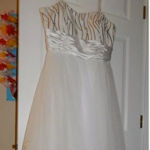 White Nox Narianna Prom Dress Size 2XL (16)
